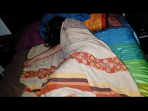 ❤️ Figliastro che rimprovera la sua giovane matrigna mentre lei dorme ❤❌ Pornoal it.hotpornphotos.ru ❌️❤